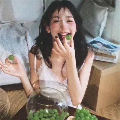 五个相扑的少年